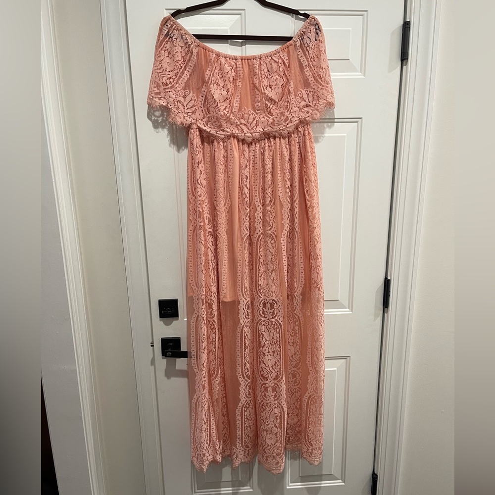 Peach Color Lace Dress- Perfect for Baby Shower or Maternity shoot! Size L